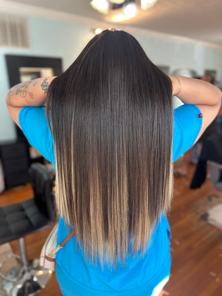 Tape In Extensions Remove/Retape