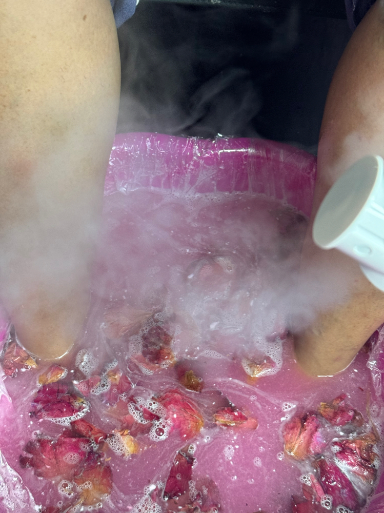 Fabs Deluxe Pedicure
