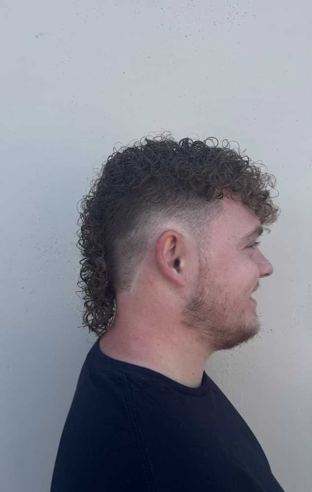 Mens Perm at Mikayla Smith in Grantspass, OR