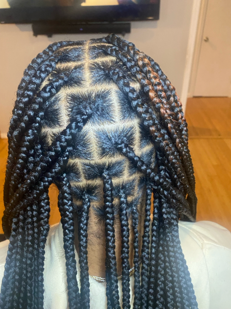 Medium Knotless