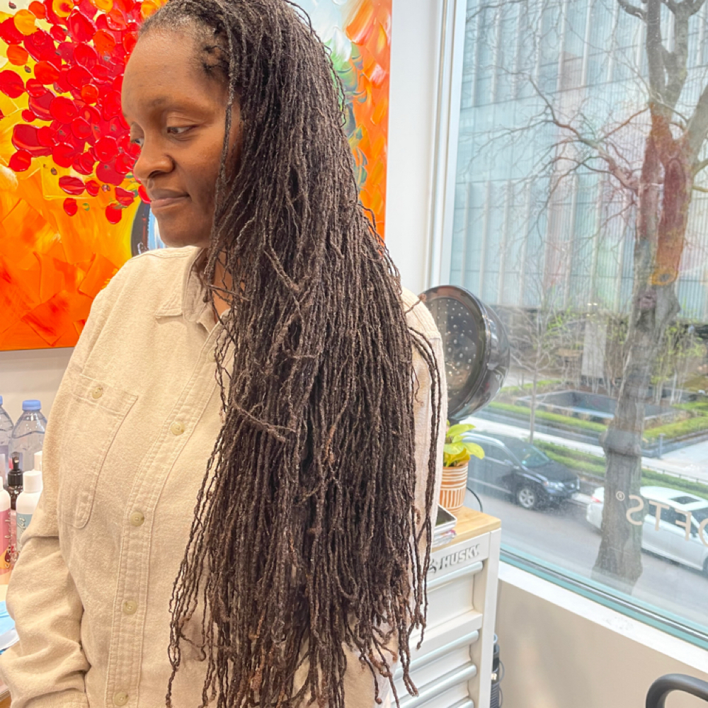 🌿 Consultation - Transfer at Chickie Curls Studio LLC in Chicago, IL