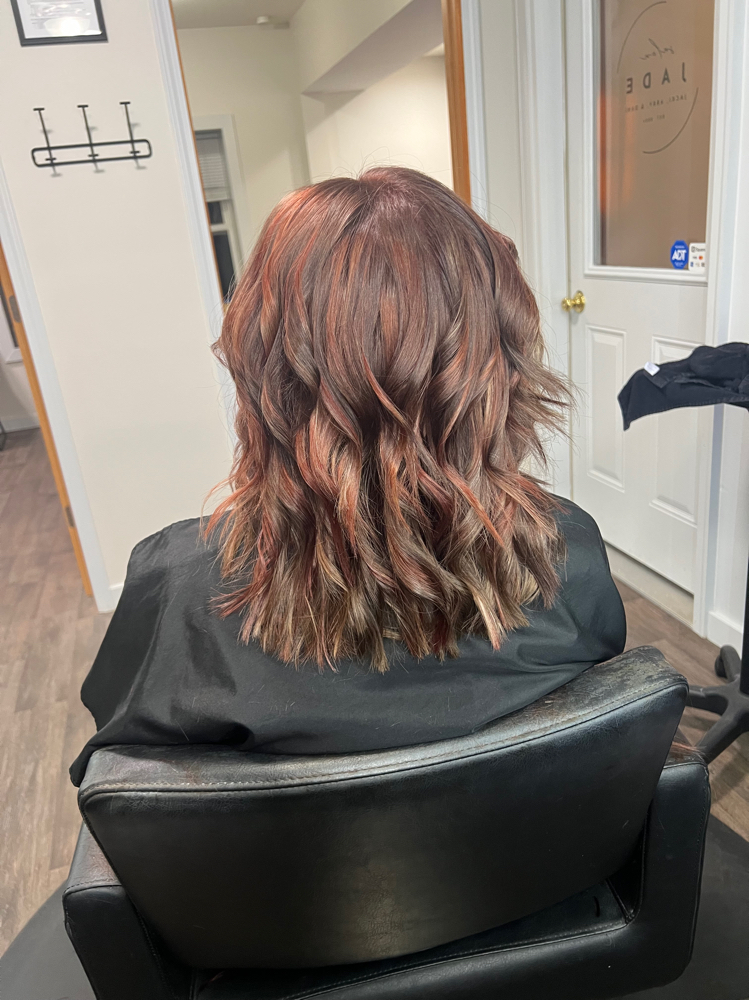 Deluxe Womans Haircut