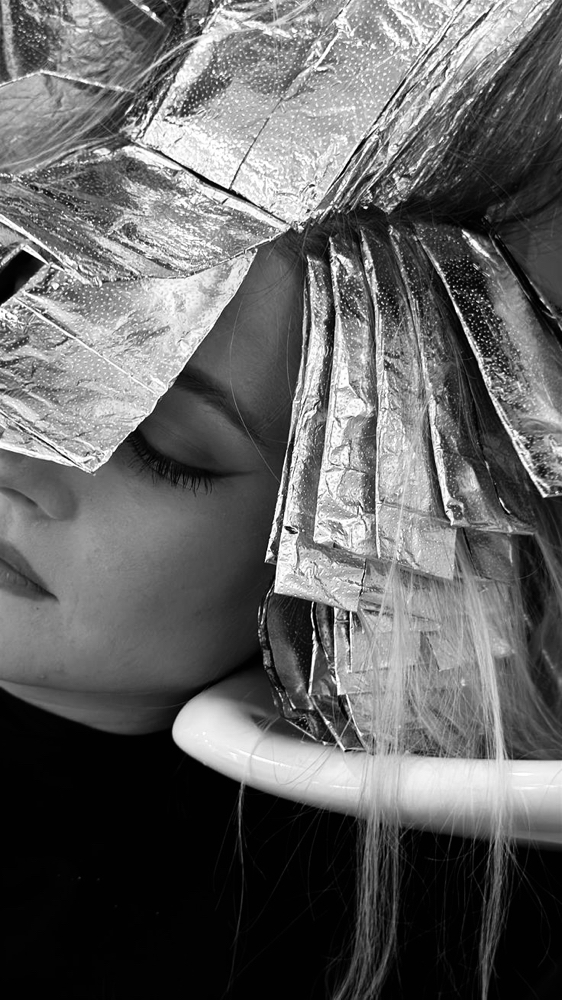 Partial Highlight with Blow dry