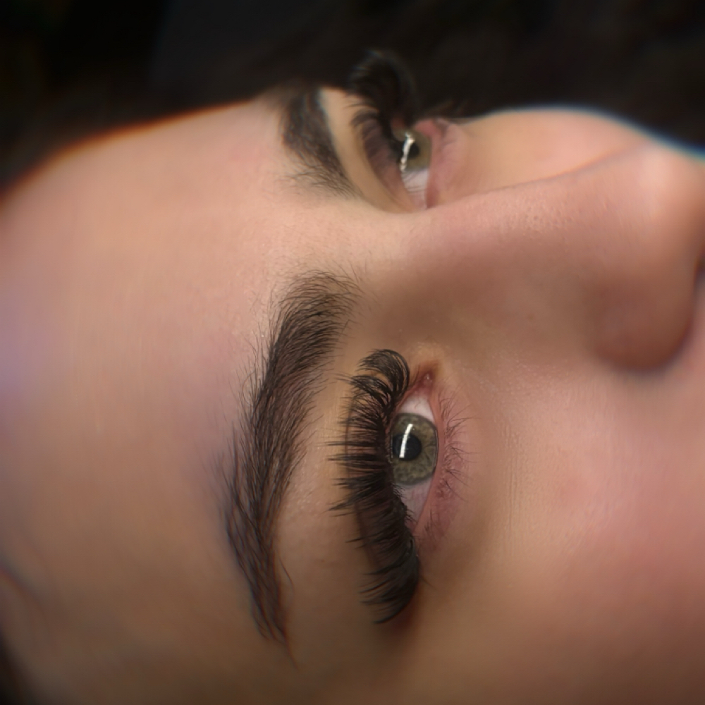 2 Hour Fill at Lilies & Lashes in Springfield, MO