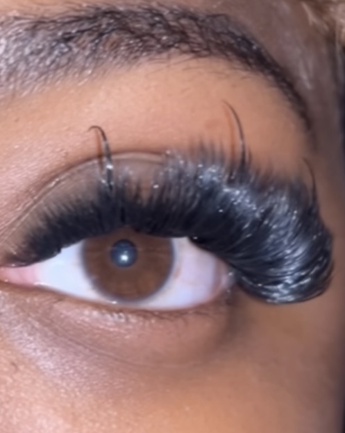 Lash Clusters Top Only