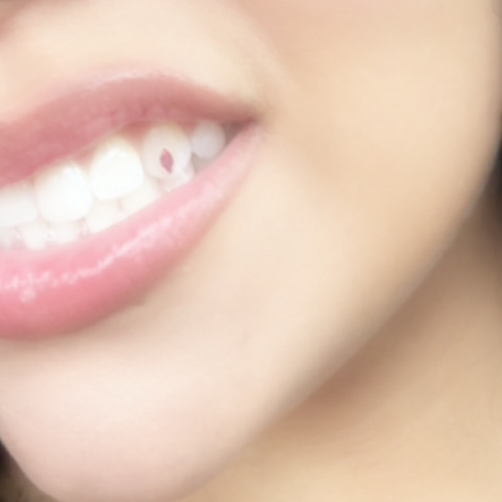 Single Gem at JCR Piercings in Waukegan, IL