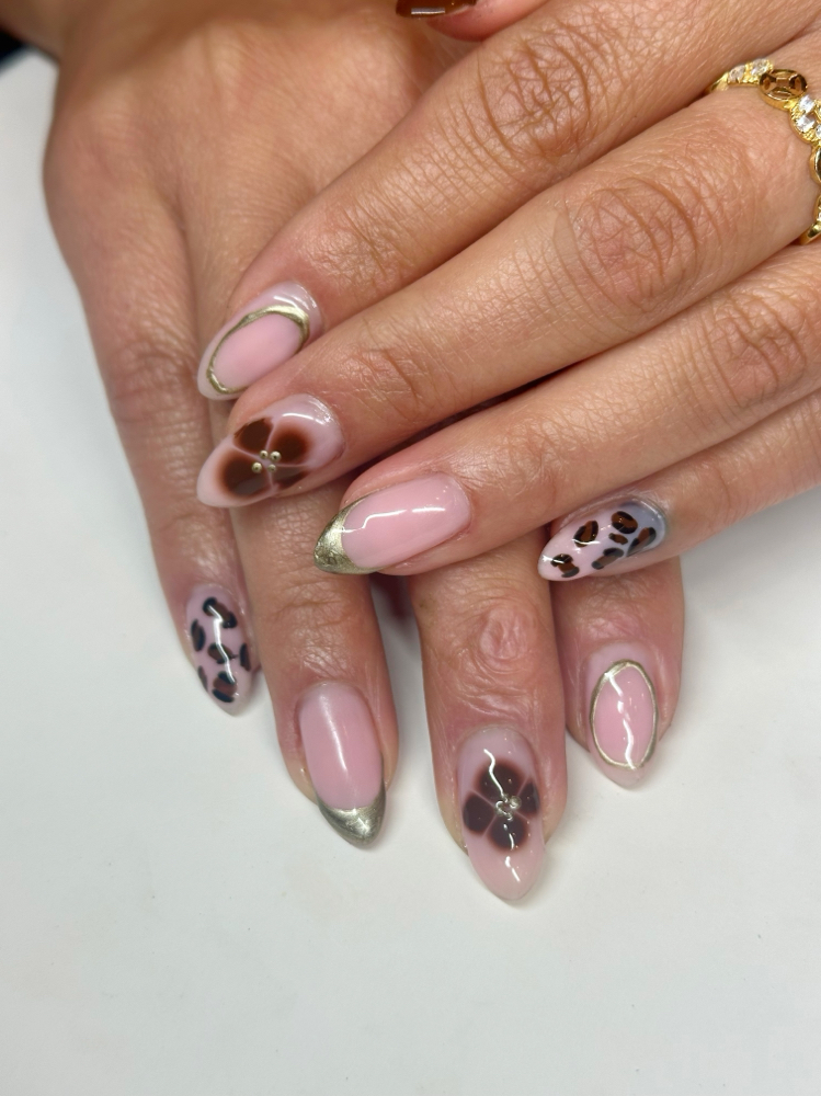 Add On 30 Minutes of Nail Art