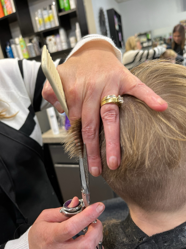 Kid's Cut Age 6yrs and Under