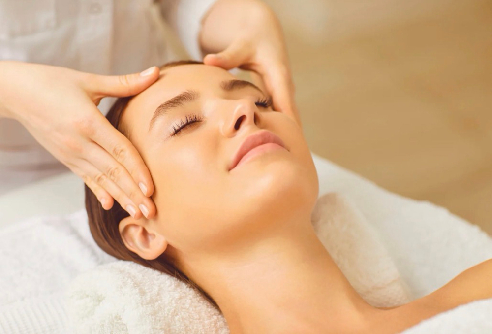 90 Minute Massage at Nuvola Massage in Methuen, MA