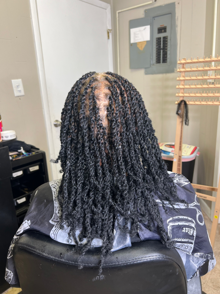 Small/medium kinky twist