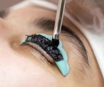 Lash Tinting