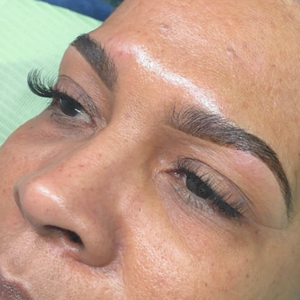 Custom Classic Lash Set at Elegant Vanity LLC in Temple Hills, MD