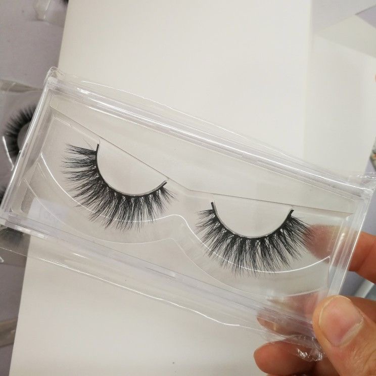 ADD ON Strip lashes or Cluster Lash