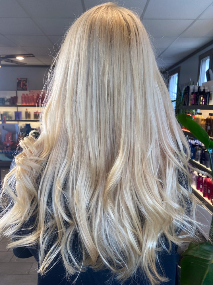 All Over Blonding & Tone