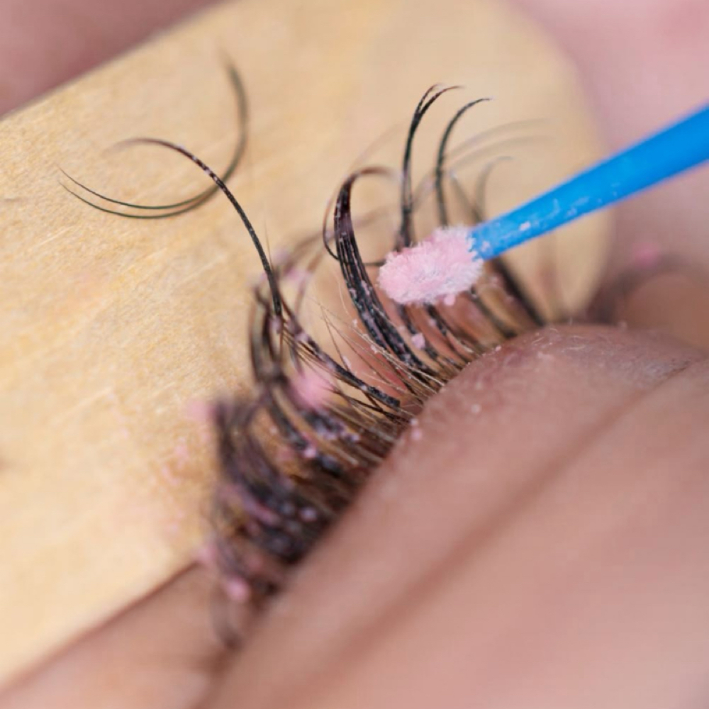 Lash Extensions Removal at Brendastar Services in Fredericksburg, TX