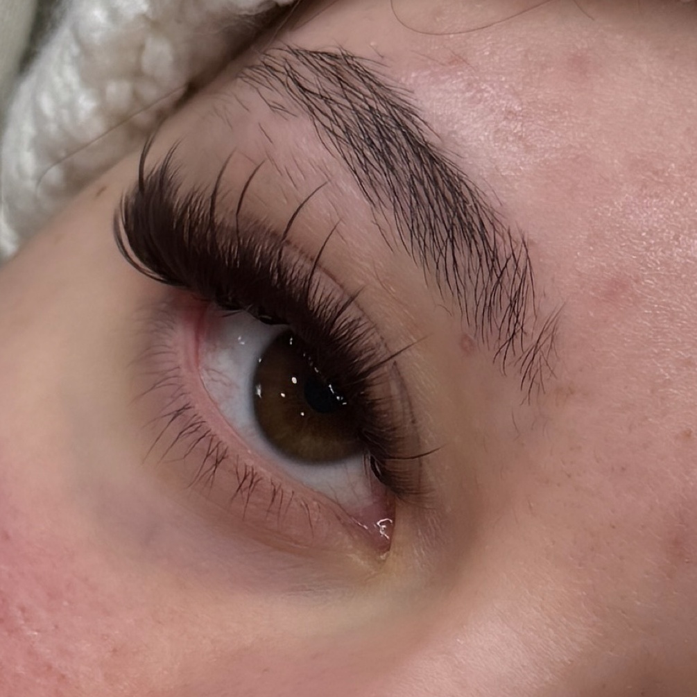 Spikes (wispy set) at SimplyEsthetics in Glenarden, MD