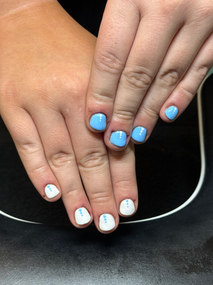 Gel Manicure at Ry’s Lounge in Mesa, AZ