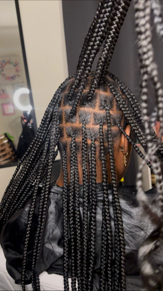 Medium Knotless Braids