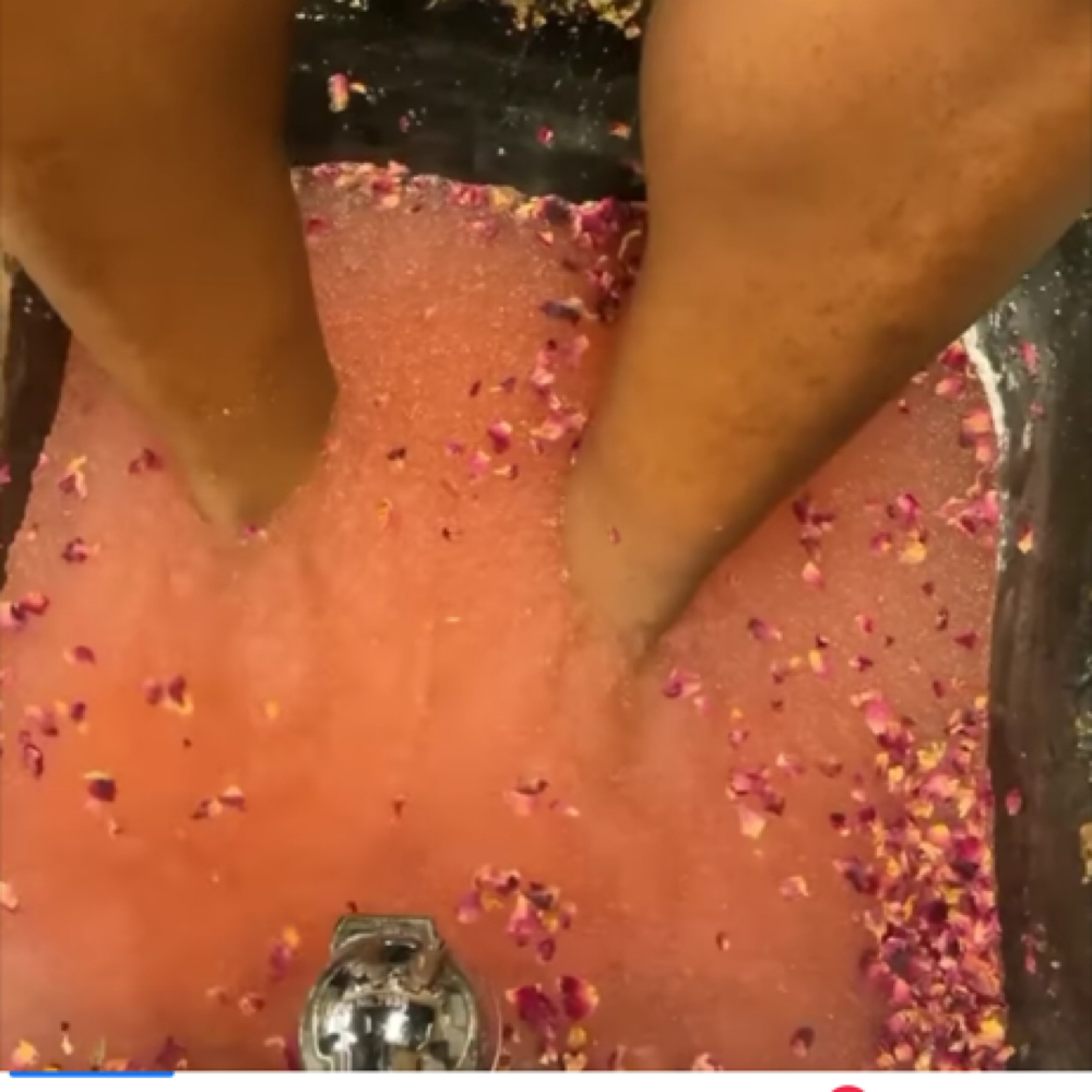 Jelly Pedicure at Polish Me Pretti Nails And Spa in Detroit, MI