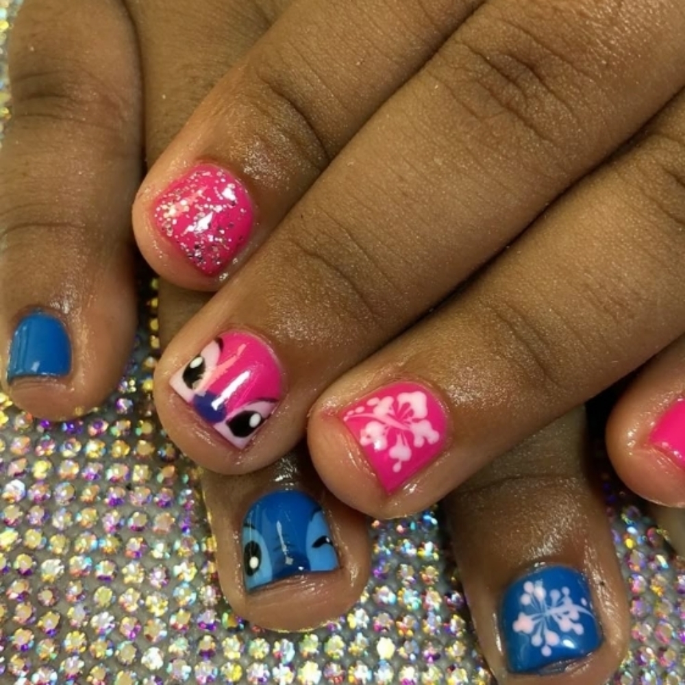 Kids Manicure + Gel polish