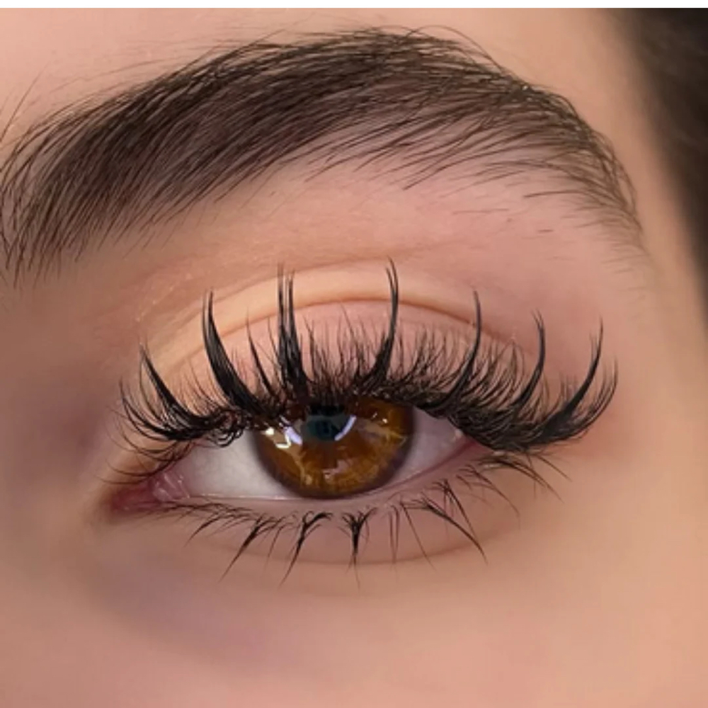 Spcialty Lashes Full Set