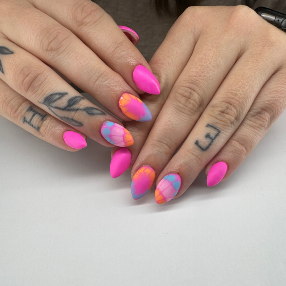 Basic Design Add Ons at GlammbyGabb x LivsNailLounge in Monroe, OH
