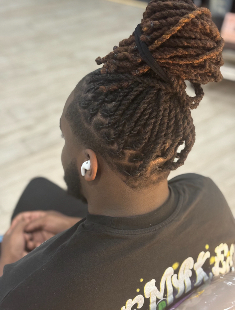 Double Strand Twist On Locs