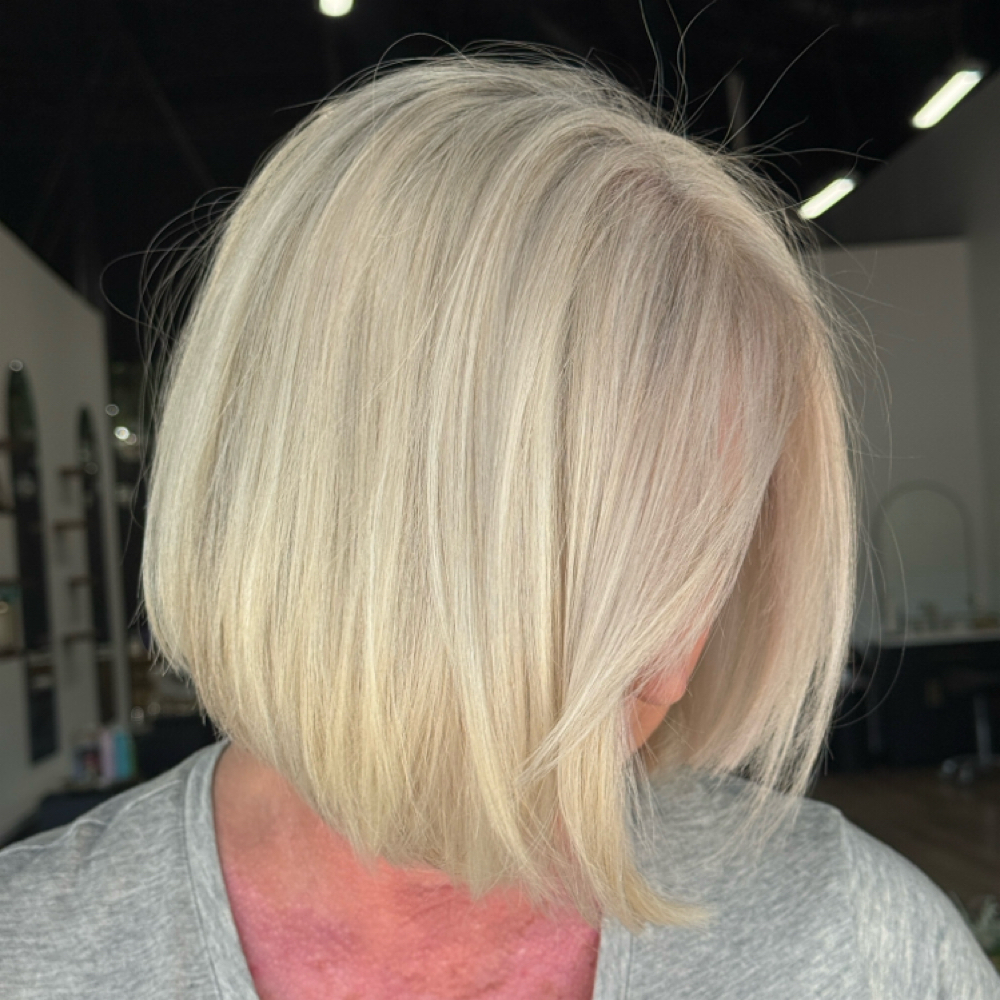 The Platinum Experience ⚡️ at Styles By Yasmin in College Station, TX
