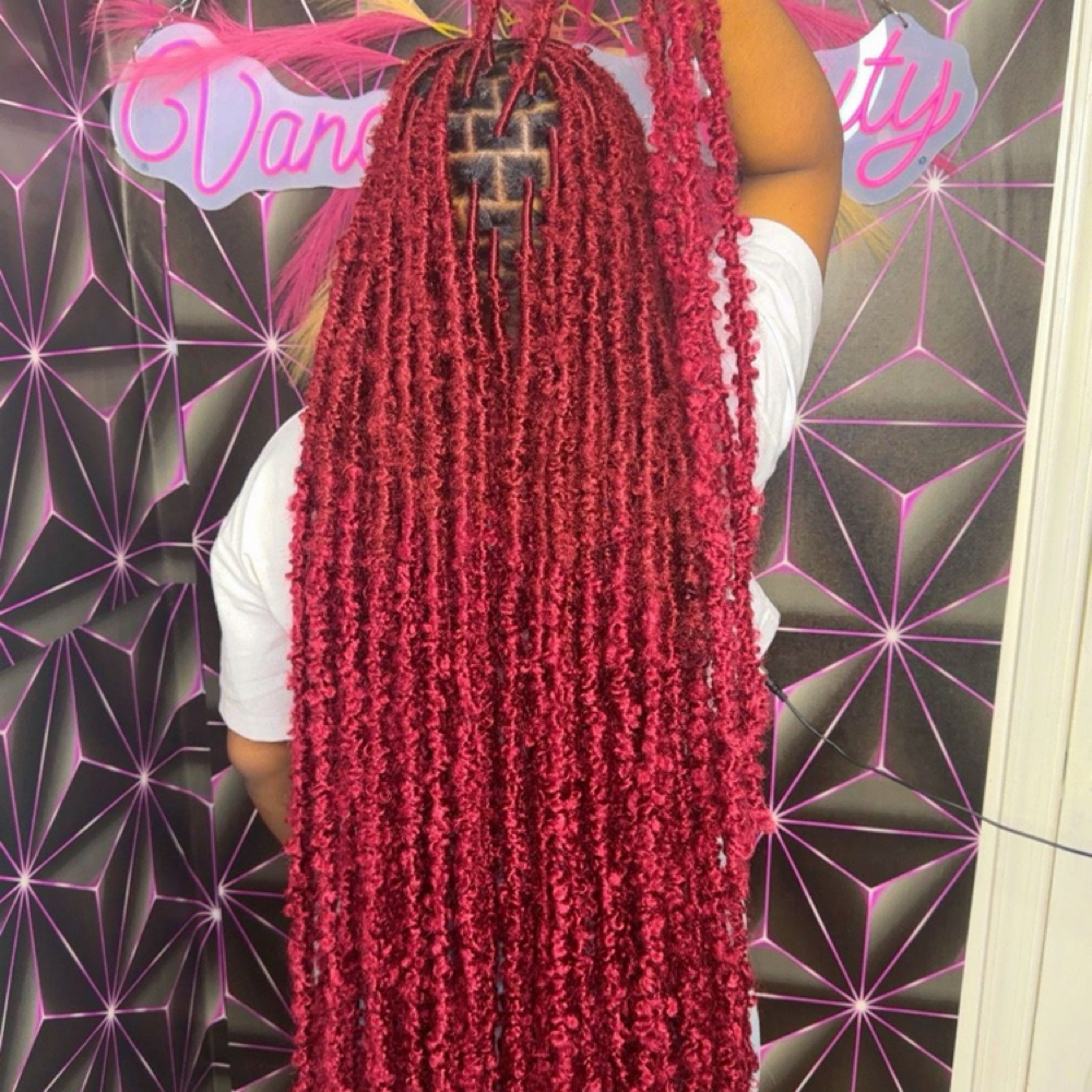 Buttherfly Locs at Vanouhair beauty in Philadelfia, PA