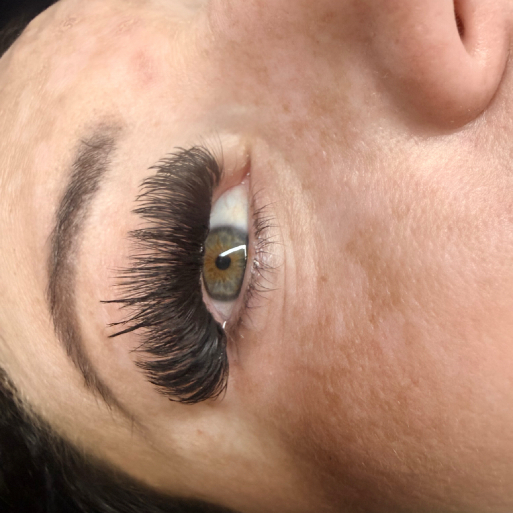 UV VOLUME FULL SET at Artistry Lash And Brow Bar in Oklahoma City, OK
