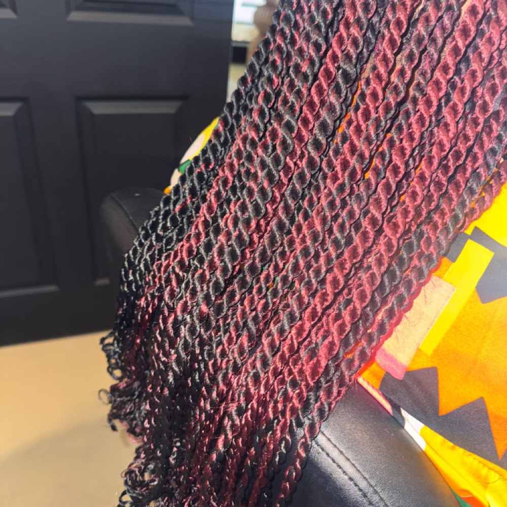 Island Twist Small at Shanelle Luxe Studio in Montgomery, AL