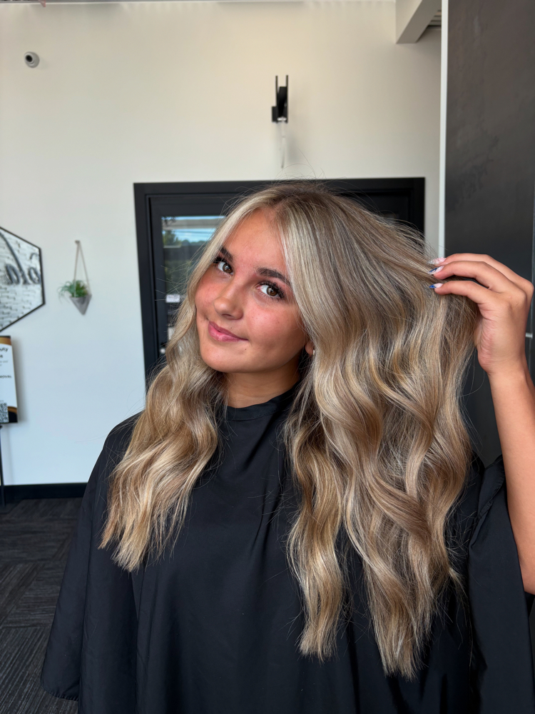COLOR CONSULTATION