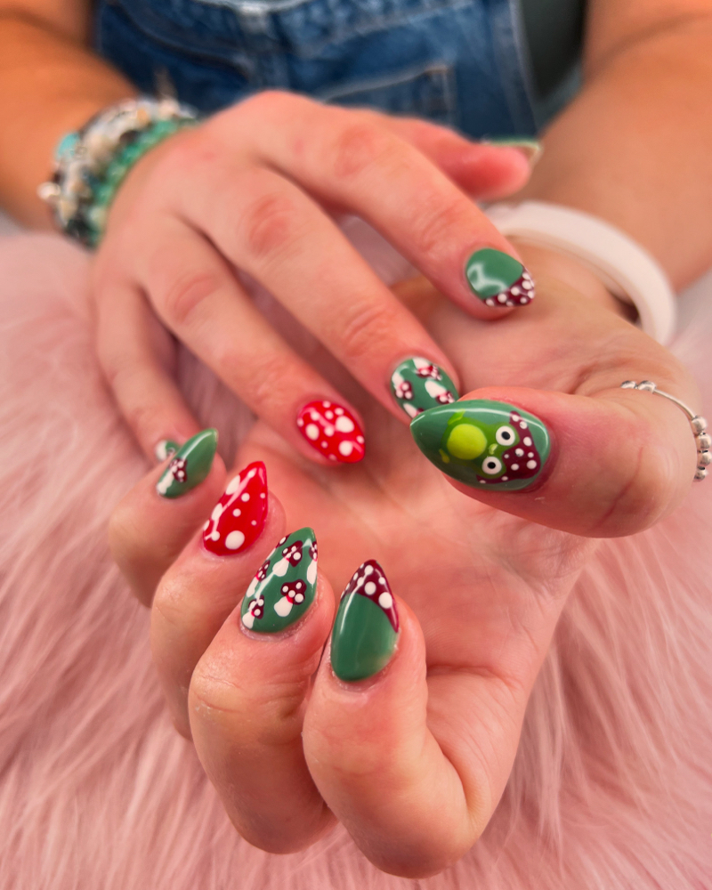 Short Acrylic Nails