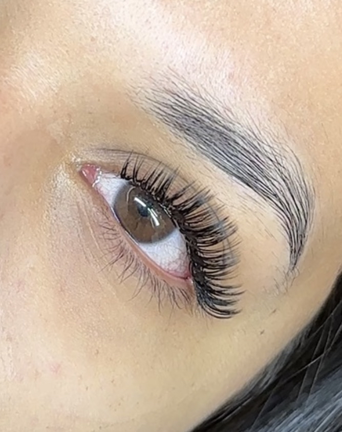 Wet Look Lash Extensions