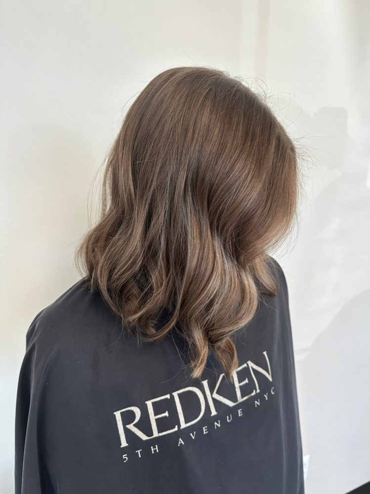 Root Touch Up at Kayla Lawyer in Trenton, MI