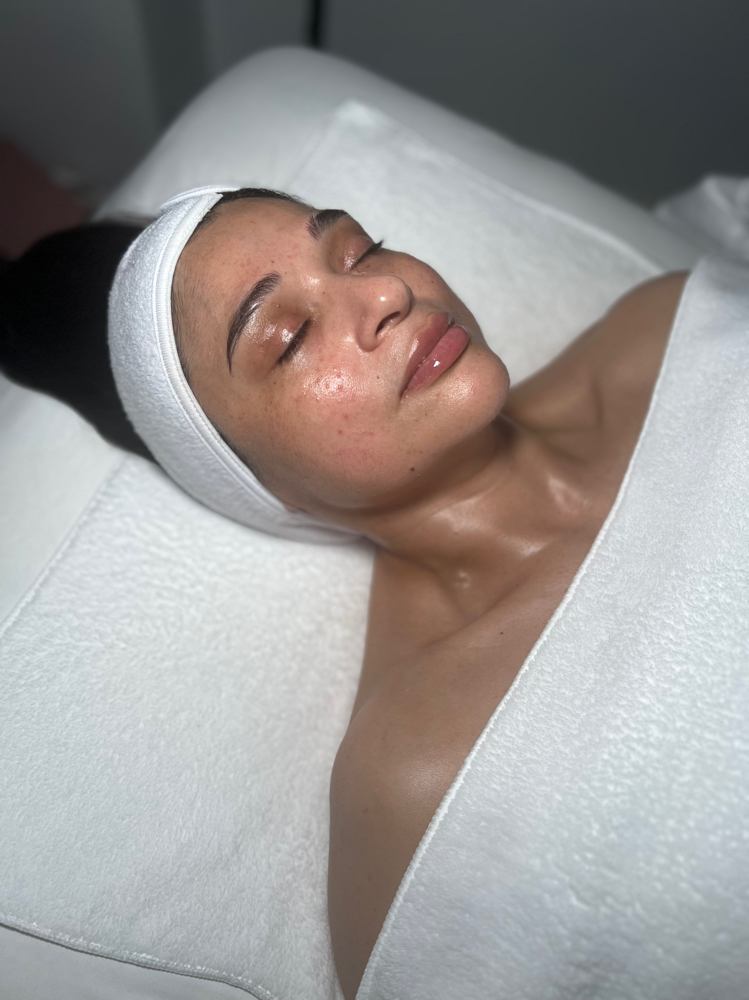 Deluxe Facial