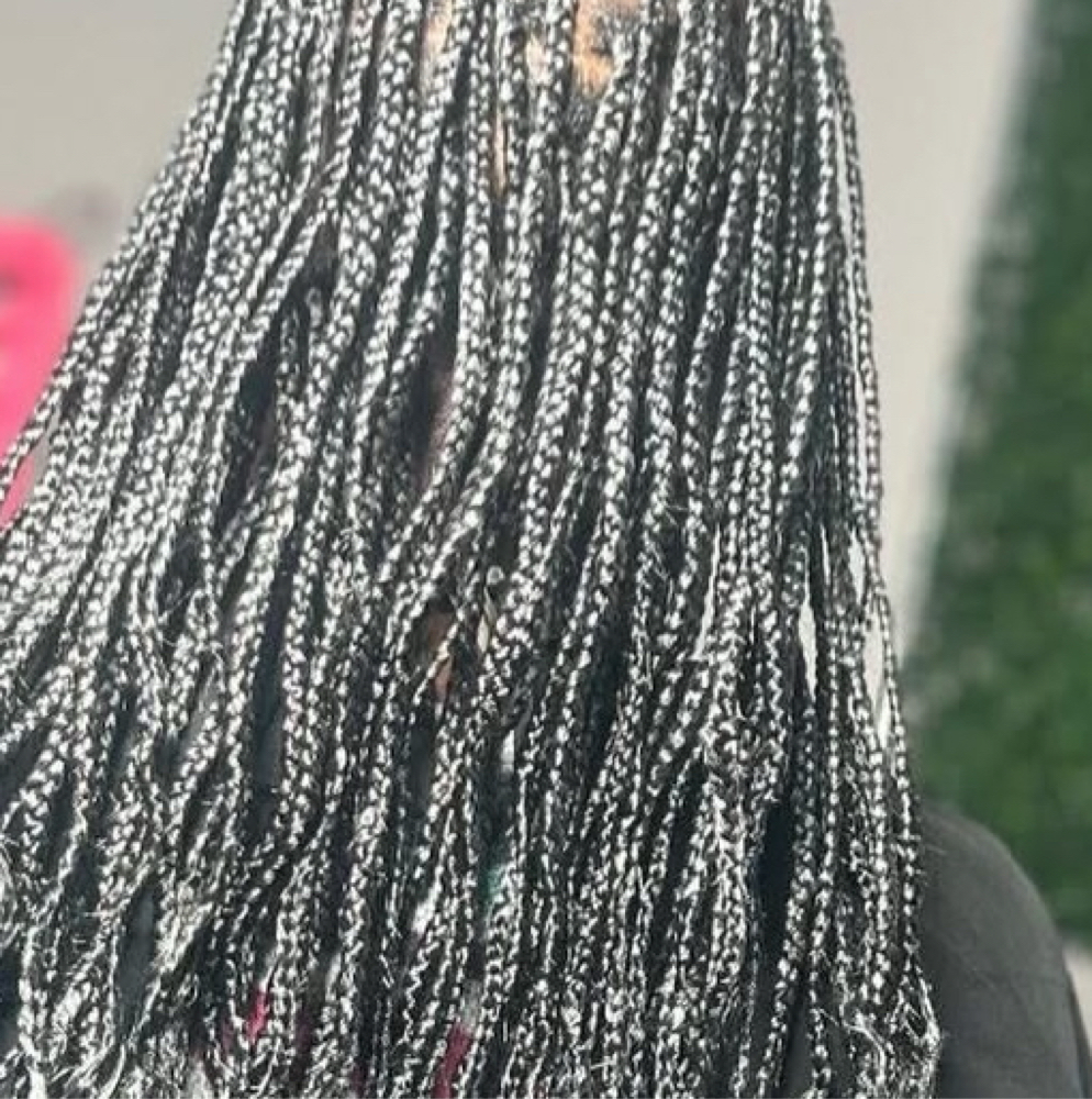 XS knotless/Box braids