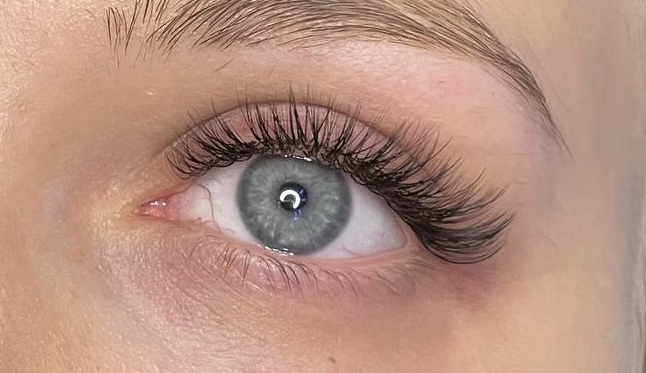 Hybrid Lash Extensions