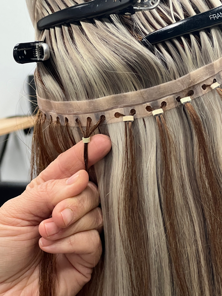 Hair Extensions Reinstall at Hairchromatic in Texas, TX