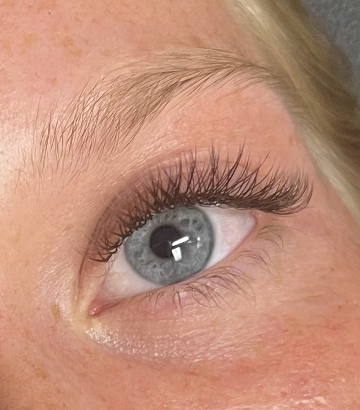 Brown Lash Extensions