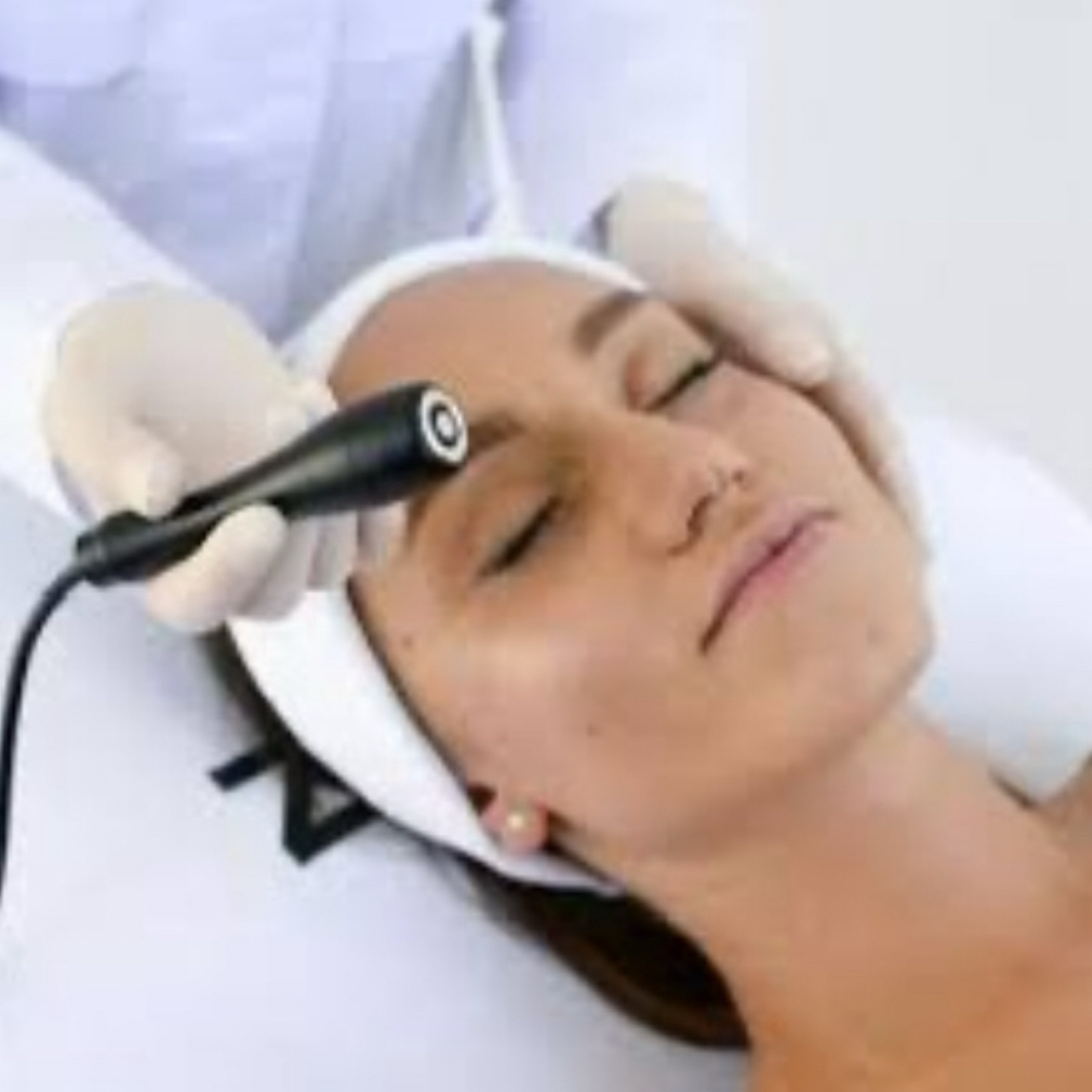 HydroDiamond Lift at Luxe Skin & Lash Studio in Tewksbury, MA