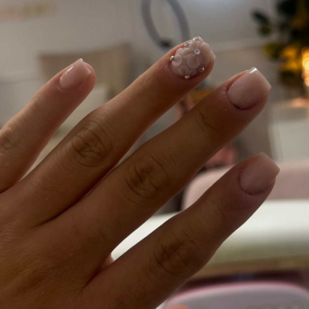 Acrylic Overlay at @bysusyy in Victorville, CA