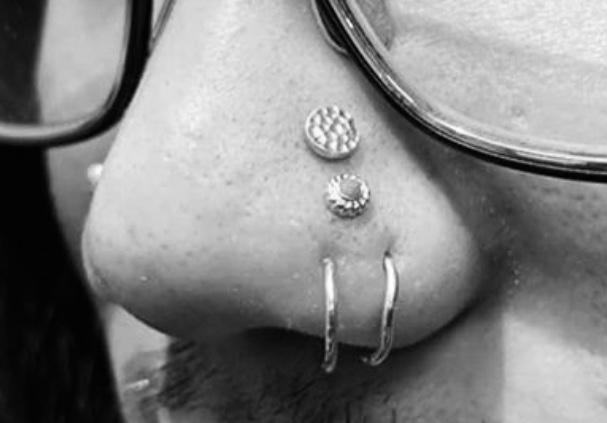 Nostril (4 Piercings)