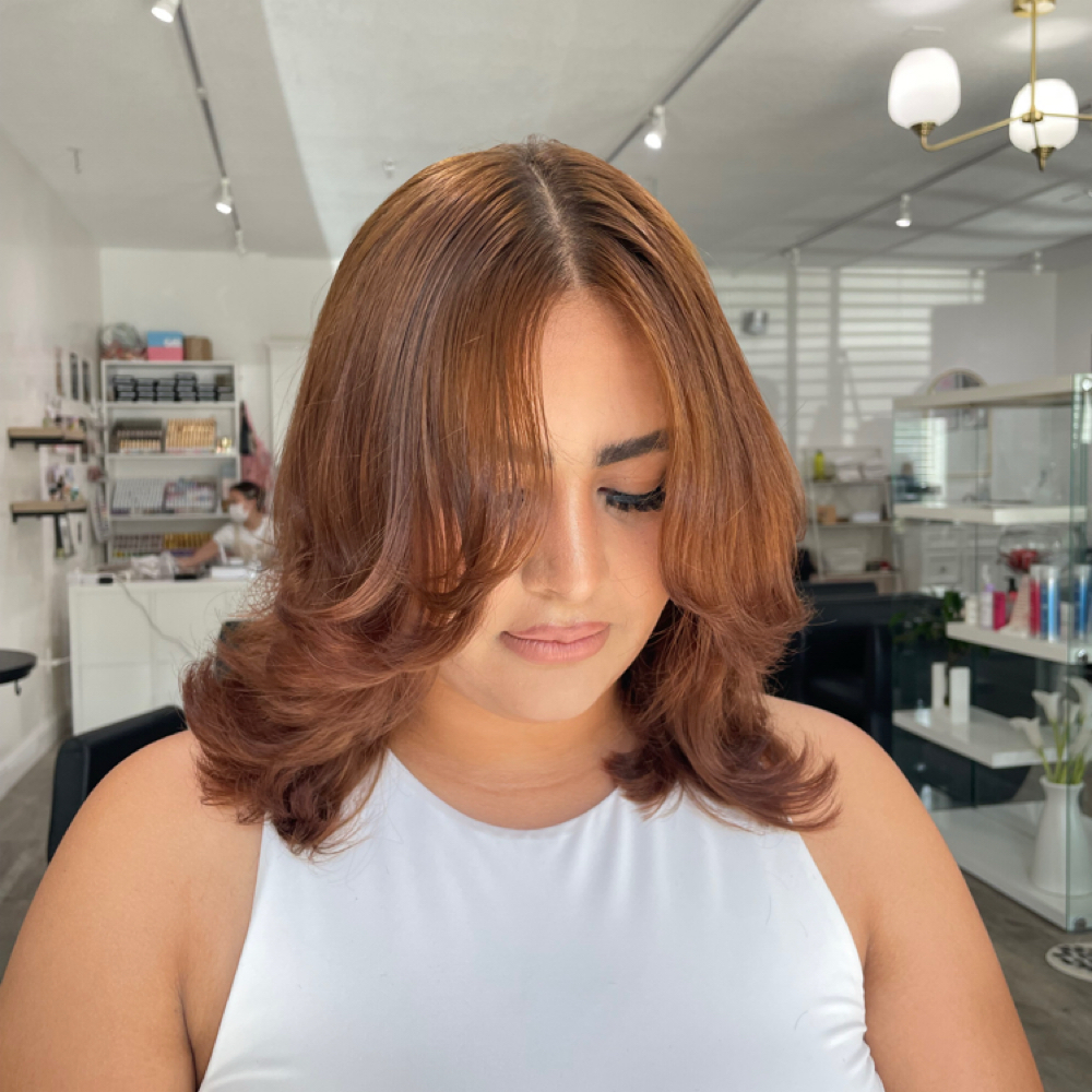Root Touch Up (Color) at SnoozeMua in West Saint Paul, MN