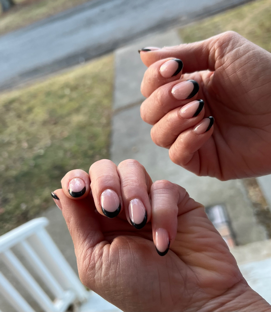 Manicures at NAILSTUDIOBYYEO in Leominster, MA