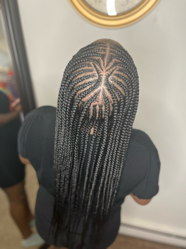 Medium Two Layer W/ Design at JayBraids in Richmond Hts, OH