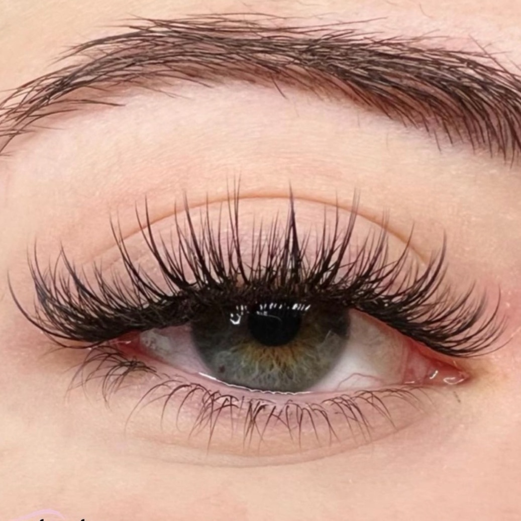 Cluster Eyelashes at BEAUTY SPOT in Jacksonville, FL