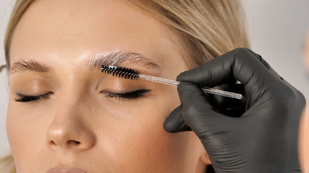Eyebrow Lamination