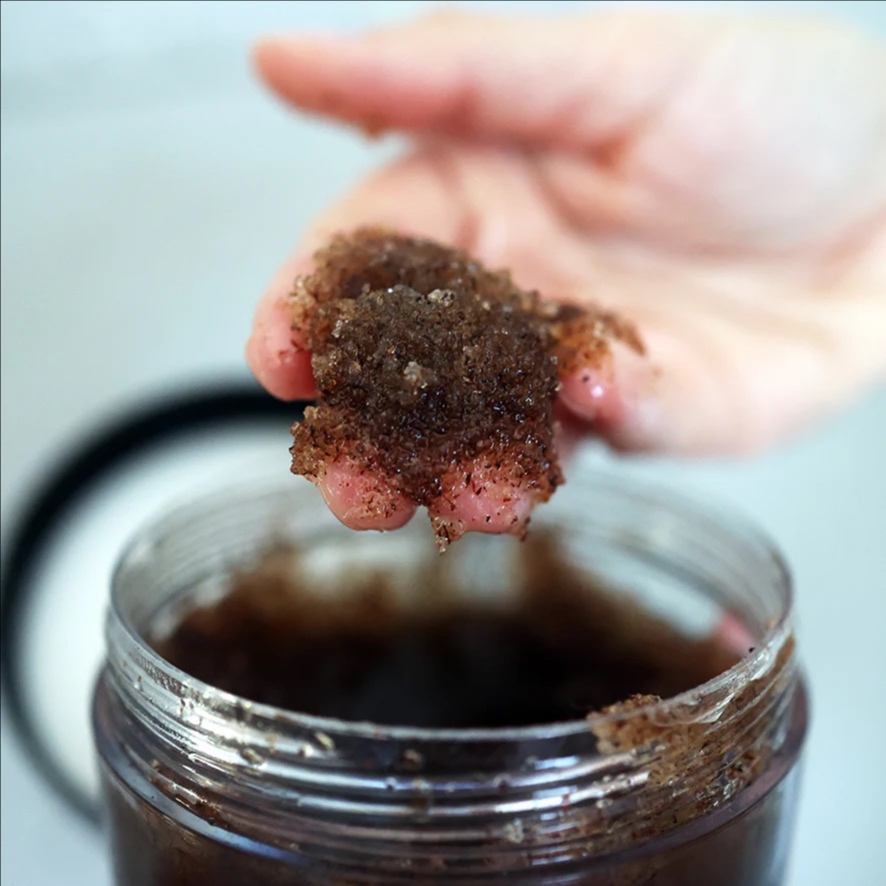 Hand & Foot Scrub at Aesthetic Healing Massage in Minneapolis, MN