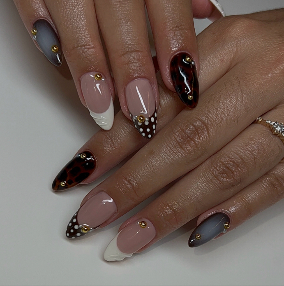 Gel-x medium length at Samnailedit in El Paso, TX